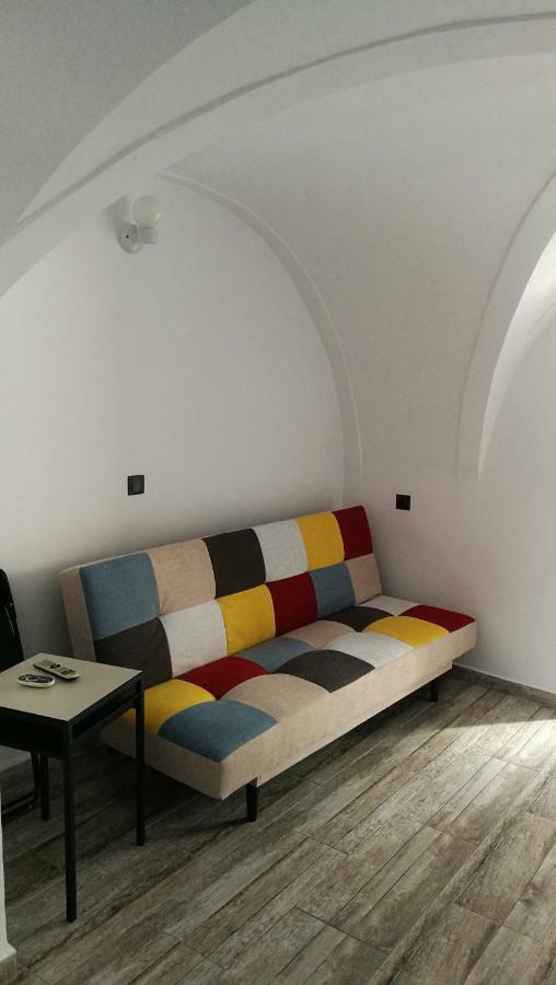 Amedeea'S Apartment Sibiu Bagian luar foto